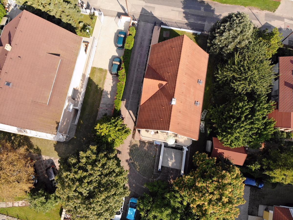 Kek Laguna Vendeghaz Balatonfured Exterior photo